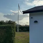 Summerhouse In ヒュールスミンネ