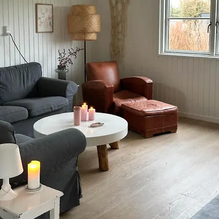 Dom wakacyjny Summerhouse In *